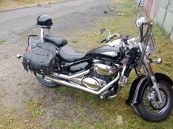 Suzuki Intruder 800 - 5