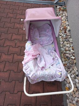 Retro růžový kočárek pro panenky - 5