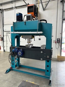 Hydraulický lis Mecamaq CD 250 - 5