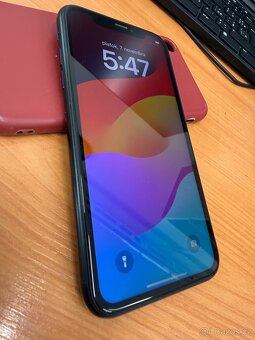 Apple iPhone xr 64GB - 5