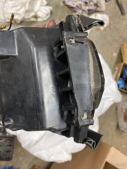 Zatmavene svetlo ze suzuki gsx 600 f - 5