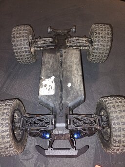 HSP Octane až 100km/h + hromada vybavení  - 5