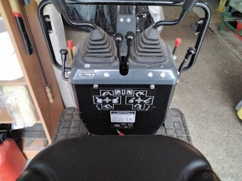 Mini bagr Jansen MB500 - 5