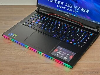 16" 240HZ 2K_MSI RAIDER GE68HX_i9-14900HX_32GB_RTX 4060 8GB - 5