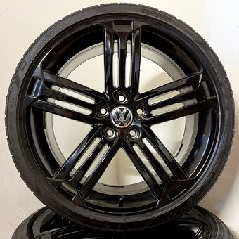 VW GOLF/PASSAT GTI 5x112 R19 ET50+LETNÍ 235/35R19 7/6mm - 5