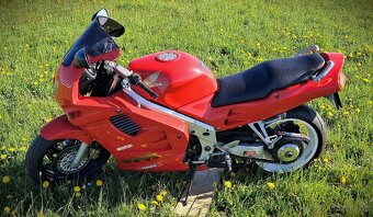 prodám Honda VFR 750 - 5