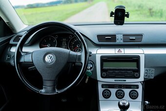 Volkswagen Passat B6 2.0 TDI 103kW Variant z ČR - 5