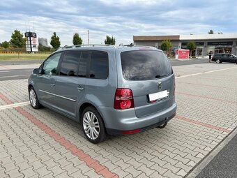 Volkswagen Touran 2.0 TDi 125kw DSG digi klima - 5
