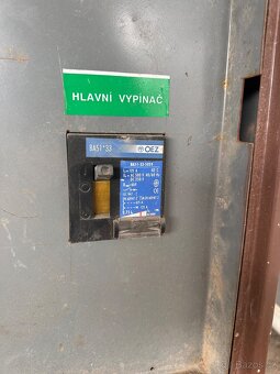 Stavební rozvaděč s kabelem - 5
