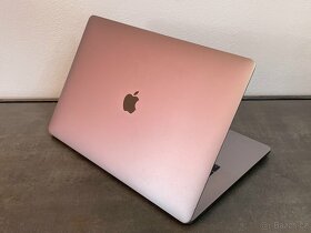 MacBook Pro 15" 2016 i7 / 500GB / 16GB / SG - 5