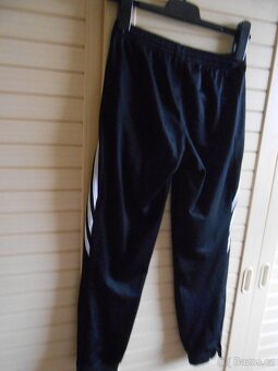 Prodám dětskou sportovní soupravu Adidas - 5