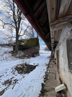 Prodej rodinného domu Pěkov č.p. 20 s výměrou pozemků 2336m2 - 5
