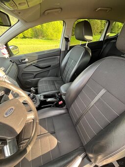 Ford Kuga - 5