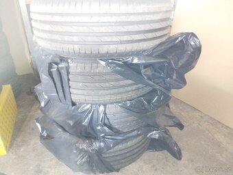 pneumatiky letní Hankook 235/50 R19 99V - 5