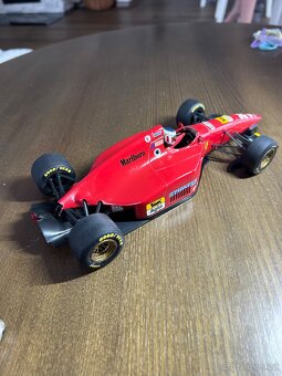 Ferrari 412 T1 1994-1:18 - 5