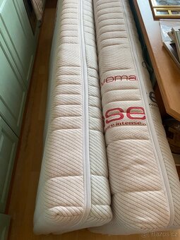 Postel 180/200 s rosty a matracema - 5