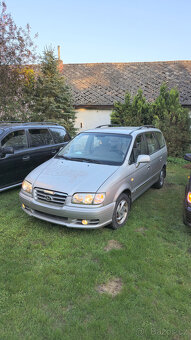 3x Hyundai Trajet 2.0 crdi, vše 7 míst (Cena za všechny) - 5