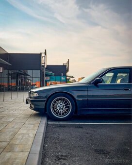BMW E38 740iL - 5