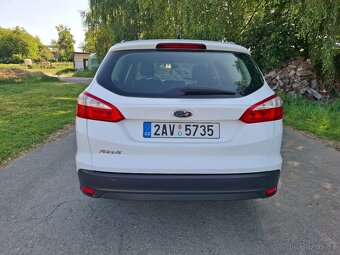Ford Focus mk3 combi 1.6 nafta 70 kw - 5