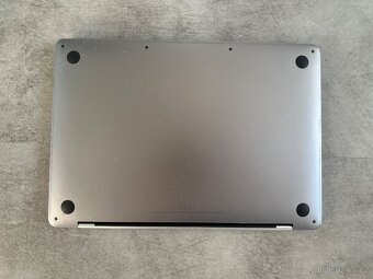 MacBook Pro 13" 2019 – Intel i5, 8 GB RAM, 125 GB SSD - 5