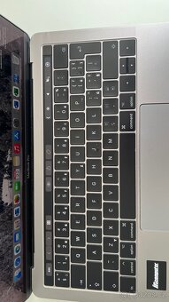 MacBook Pro - 5