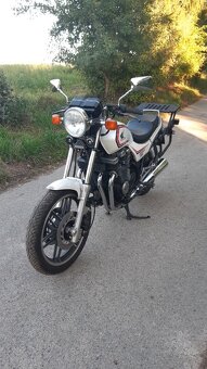 Honda CBX 650 E - 5