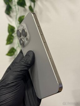 iPhone 15 Pro 256GB - 5