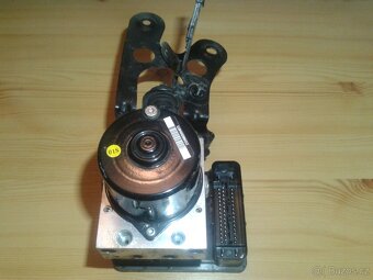 Prodám ABS modul Škoda Superb II. - 5