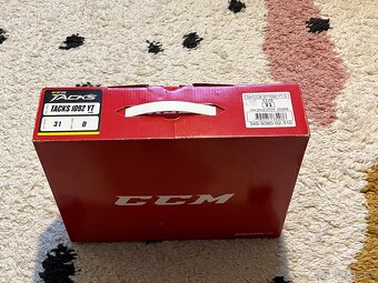 Brusle CCM Tacks 1092 YT vel. 31 - 5