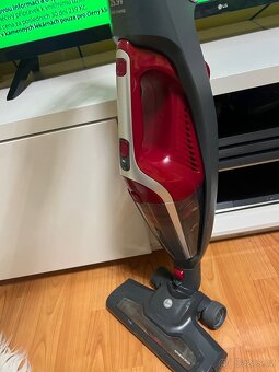 HOOVER TYČOVÝ VYSAVÁ 2v 1 - 5