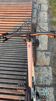 Marin rift zone 2 - 5