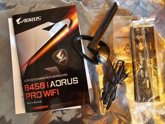 GIGABYTE B450I AORUS PRO WIFI, AMD B450, soc. AM4, mini ITX - 5