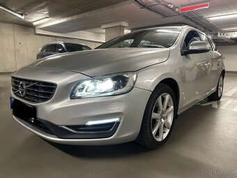 Volvo v 60 2.0d 2018 automat - 5