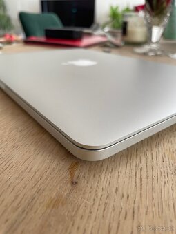 Apple MacBook PRO 13” early 2015 - 5