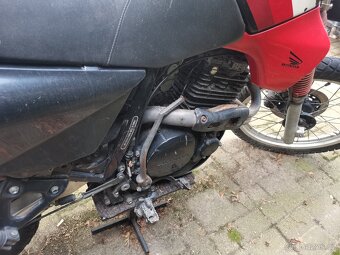 Prodám HONDA XL 600 E PD04E - 5