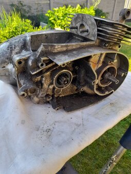 motor JAWA 350-360 - 5