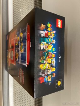 LEGO 21358 Automat na minifigurky - 5