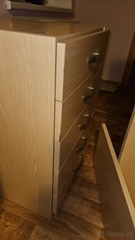 Prodám rohový psací stůl - 5