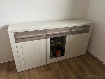 Konferenční stůl a skříňka-komoda - 5