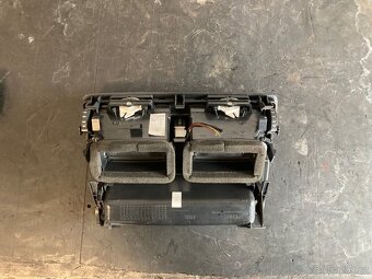 Prodám středové průduchy ventilace Škoda Octavia 2 - 5