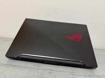 HERNÍ NOTEBOOK ROG ZEPHYRUS / GTX 1660-Ti / Ryzen 7 3750H - 5