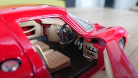 Ferrari 250 Le Mans - 1:18 Bburago - 5