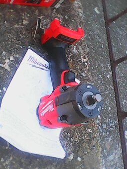 Milwaukee M18FMTIW2F12-0 1/2 Golovy 881Nm aku razak - 5