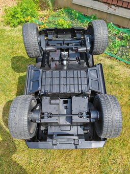 Elektrické autíčko Jeep Raptor 4x4 - 5