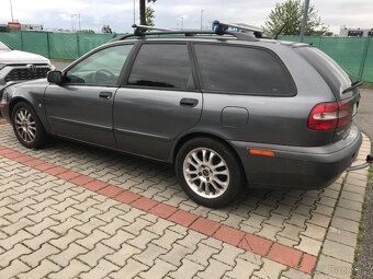 Volvo V40 1.9DI 85kW 2002 - 5
