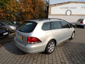 Volkswagen Golf 1,6 TDI KŮŽE,ZIMNÍ KOLA - 5