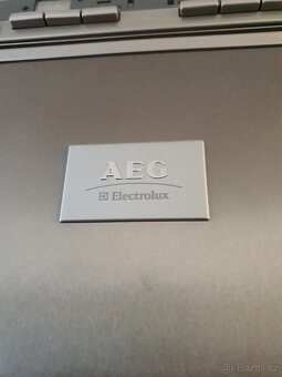 NOFROST NEREZ lednice AEG značková A++ doprava - 5