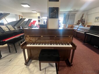 Akustické piano Yamaha P116, made in England, záruka 5 let. - 5