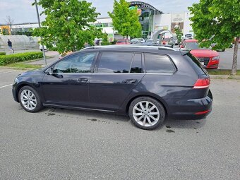 Volkswagen Golf - 5