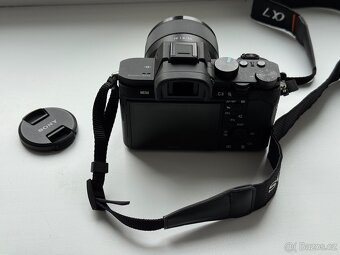 Foťák Sony Alpha A7 II + FE 50 mm f/1,8 + příslušenství - 5